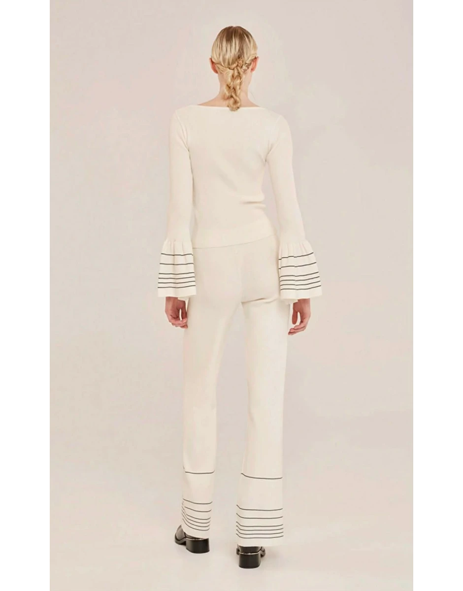 KNIT BLOUSE WITH LONG BELL SHAPED SLEEVES OFF WHITE