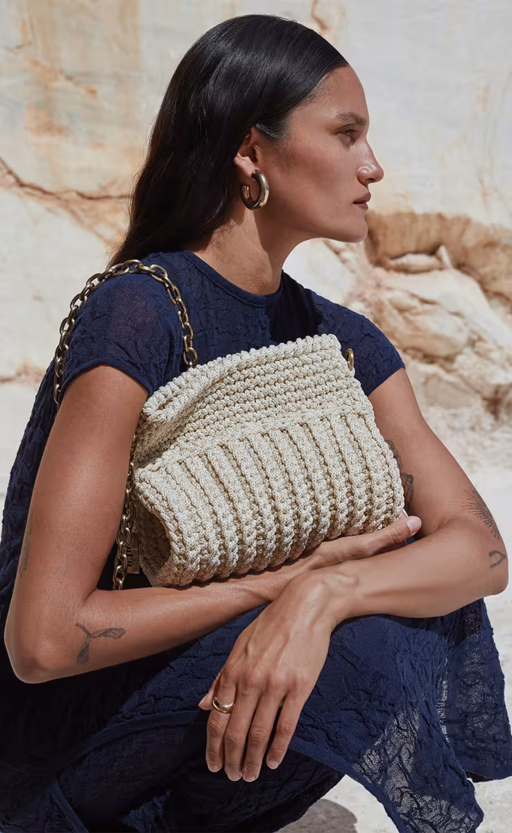 300 BARREL BAG OFF WHITE W METALLIC CHAIN