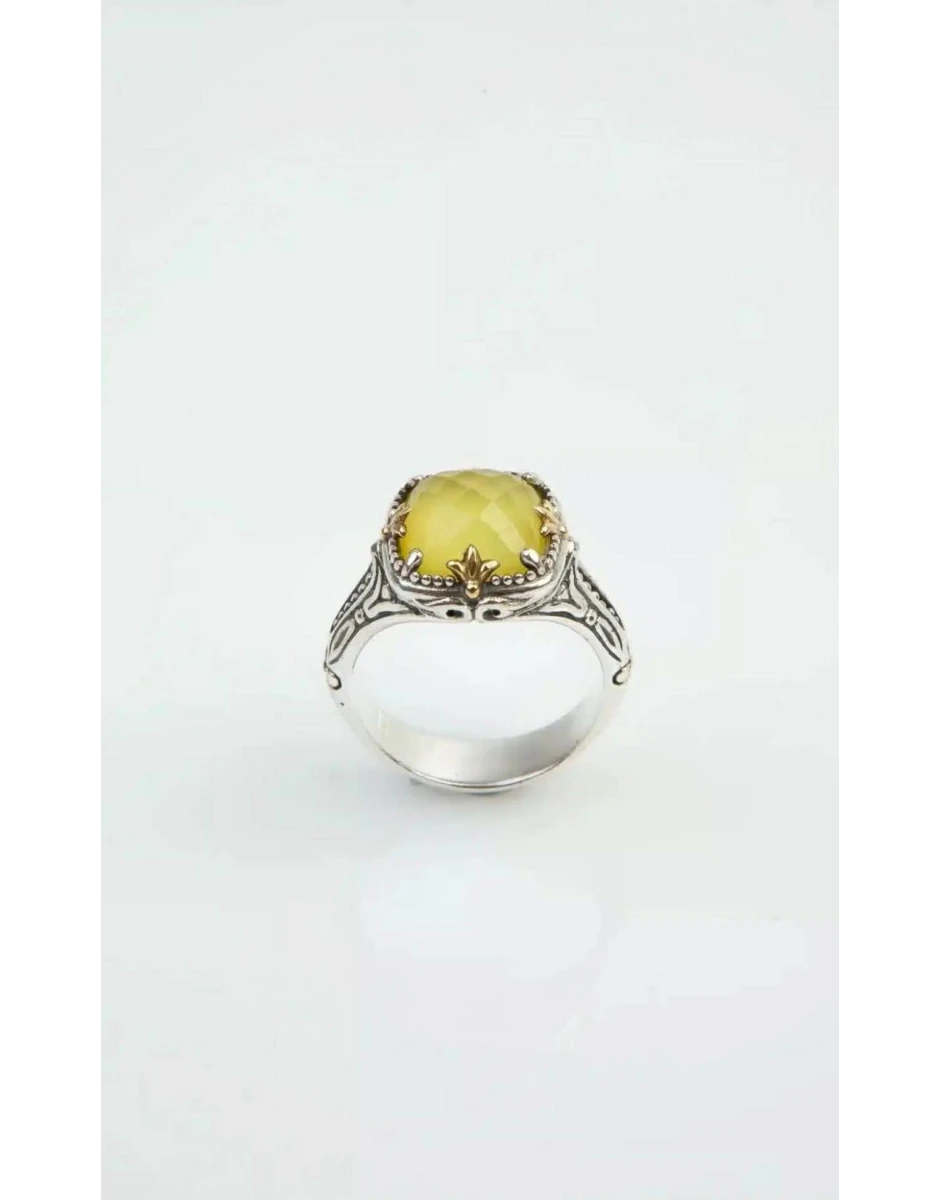 RING WITH ROCK CRYSTAL, YELLOW AGATE & MOP TRIPLET