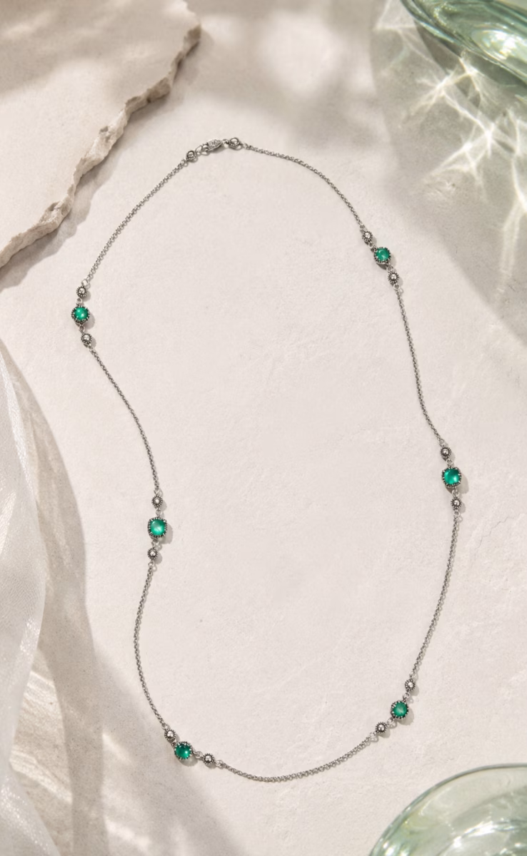 NECKLACE WITH ROCK CRYSTAL, GREEN AGATE & MOP TRIPLET