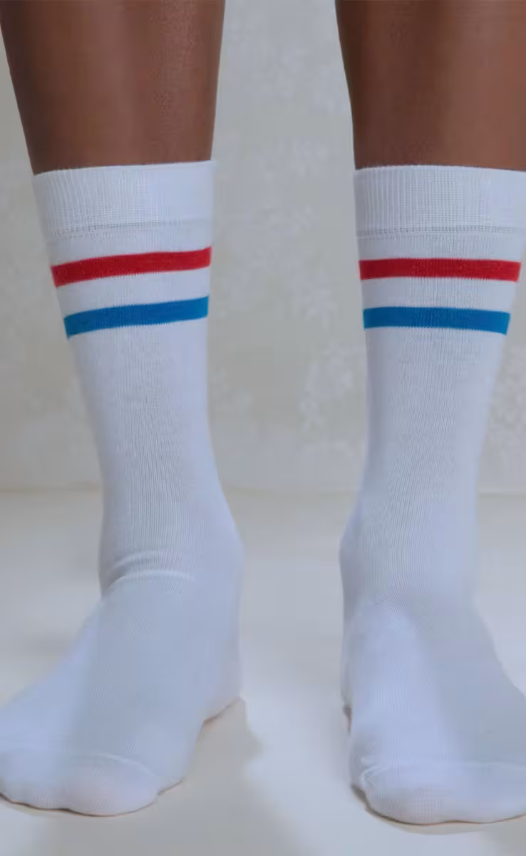 ABOUT LOVE SOCKS