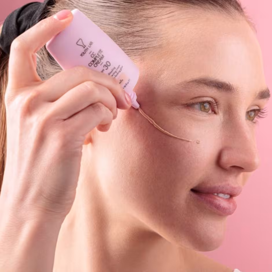 ΚΑΛΥΠΤΙΚΗ ΚΡΕΜΑ ΣΕ ΑΠΟΧΡΩΣΗ VANILLA SPF 30 40ml