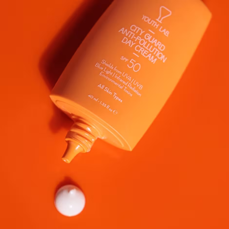 CITY GUARD ΑΝΤΙΡΡΥΠΑΝΤΙΚΗ ΚΡΕΜΑ ΗΜΕΡΑΣ SPF 50 - ΓΙΑ ΟΛΟΥΣ ΤΟΥΣ ΤΥΠΟΥΣ ΔΕΡΜΑΤΟΣ 40ml