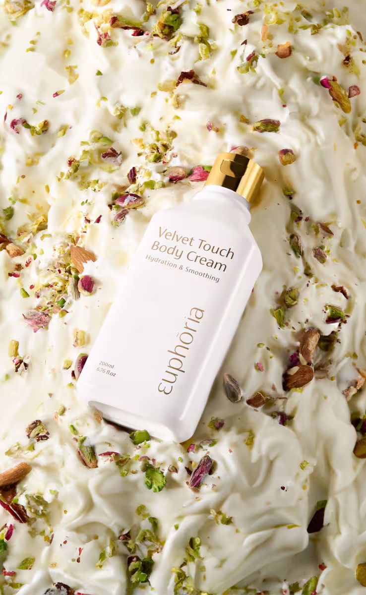 VELVET TOUCH BODY CREAM PISTACHIO & ALMOND 200ml