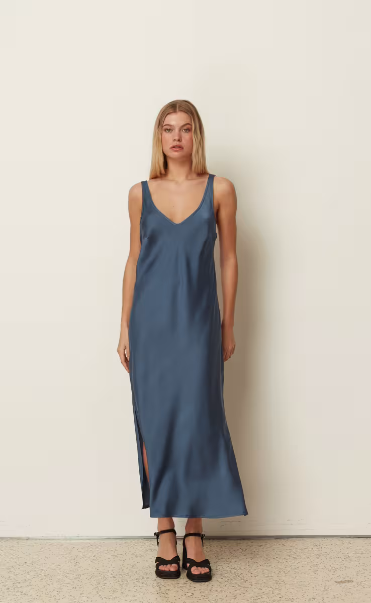 ΦΟΡΕΜΑ SILKY SLIP ΜΠΛΕ