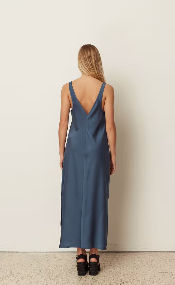 ΦΟΡΕΜΑ SILKY SLIP ΜΠΛΕ