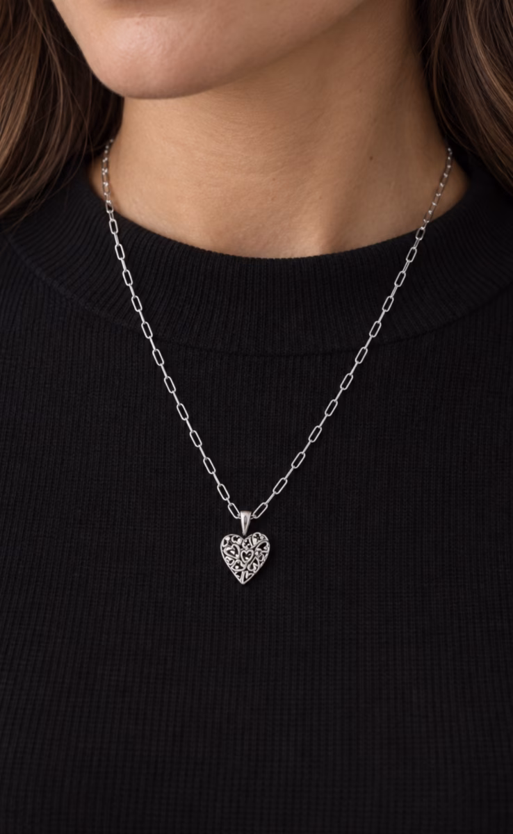 RHODIUM-PLATED SILVER HEART NECKLACE