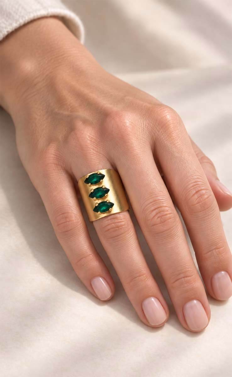 GOLD PLATED RING EMERALD CRYSTALS