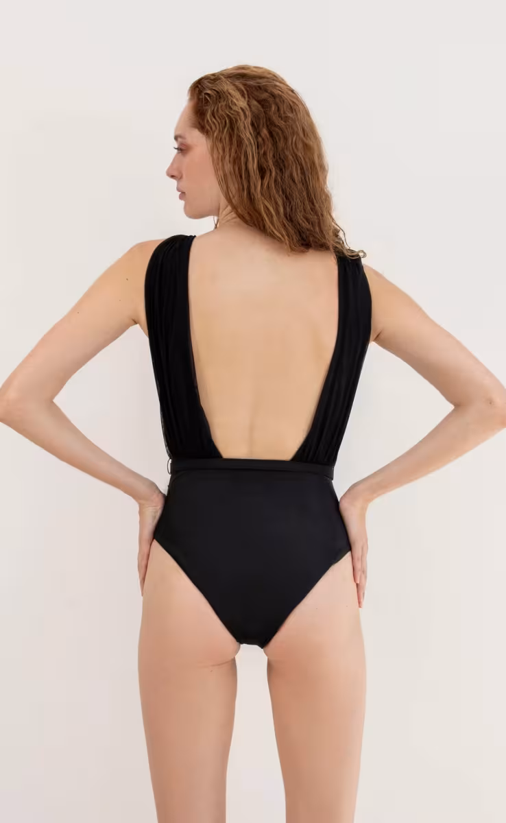 ARTEMIDA ONE PIECE BLACK