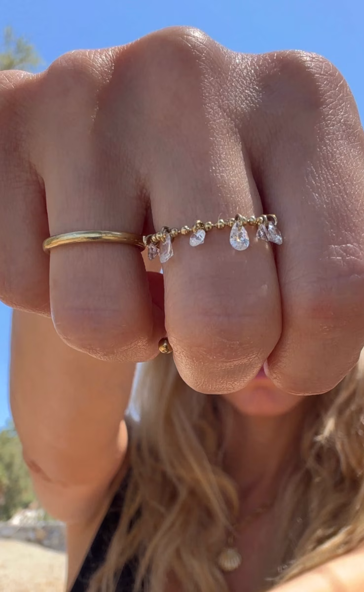 CRYSTAL DROP CHAIN RING GOLD