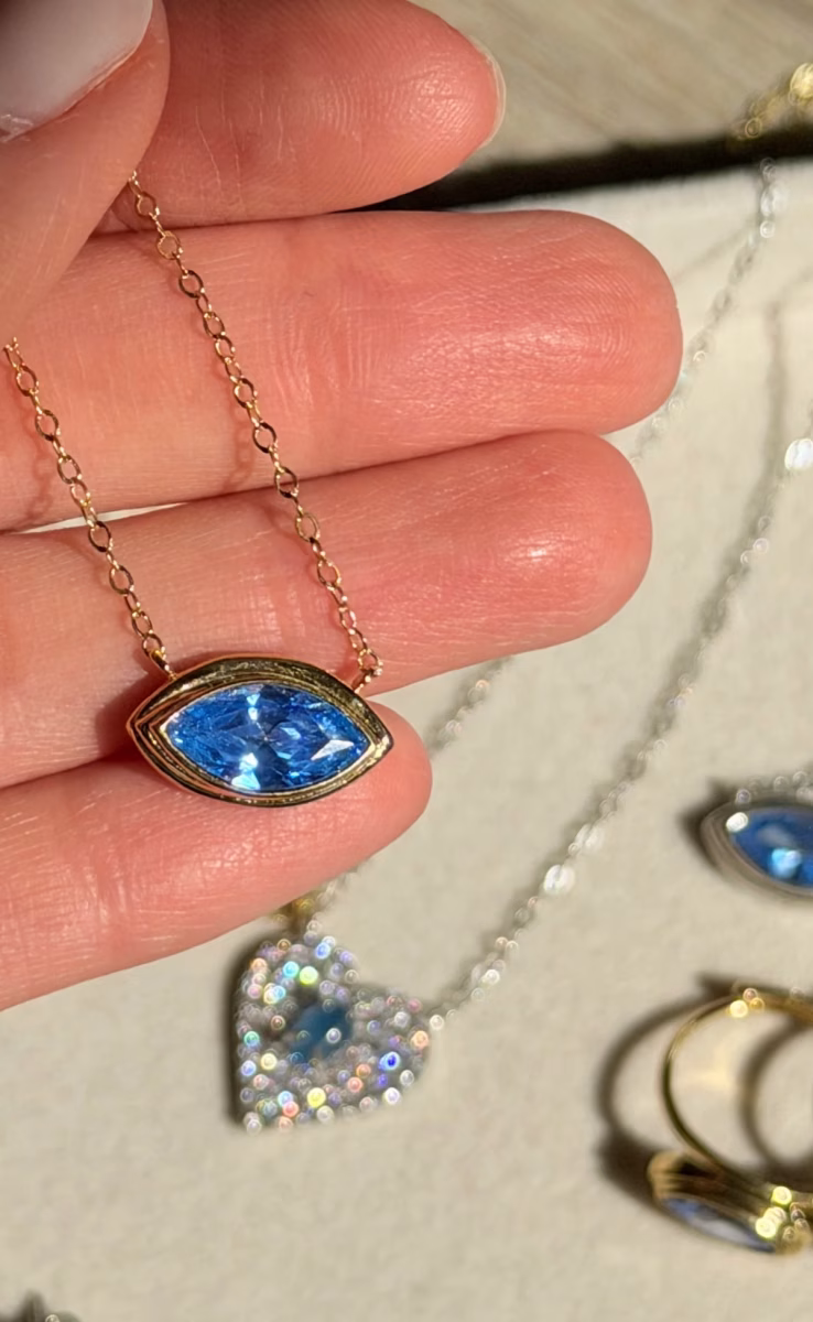THE OCEAN EYE NECKLACE