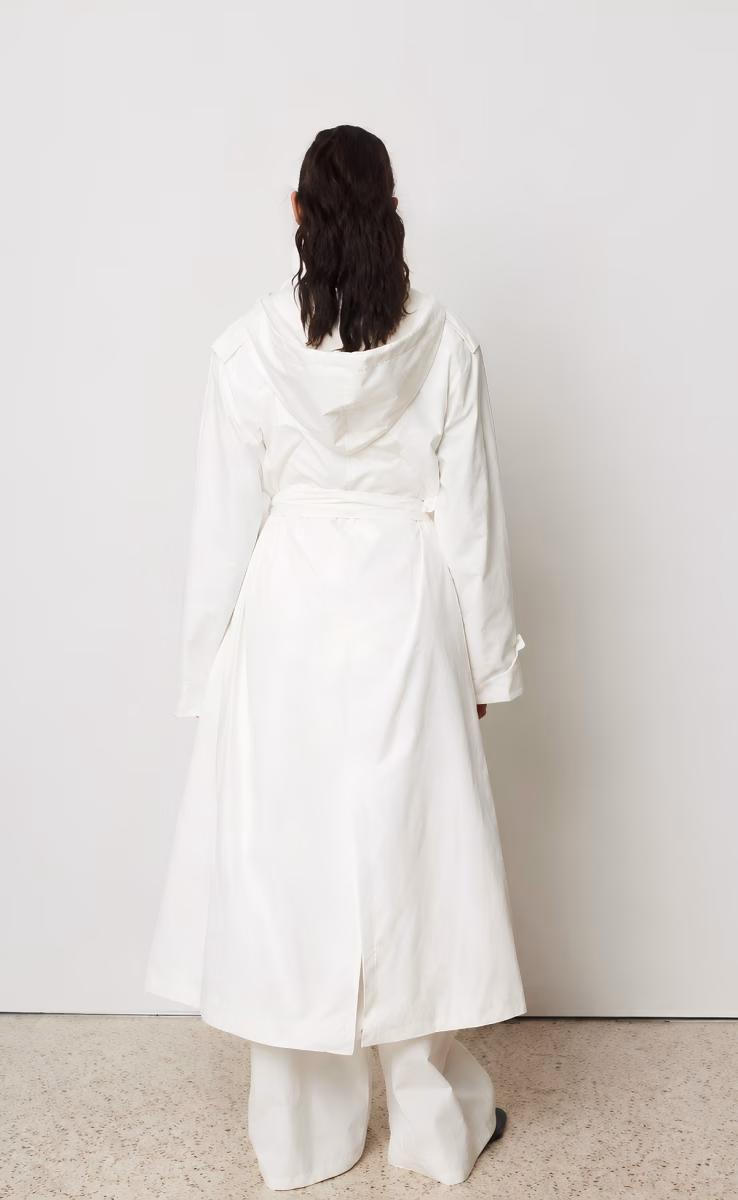 LINEAR COAT WHITE