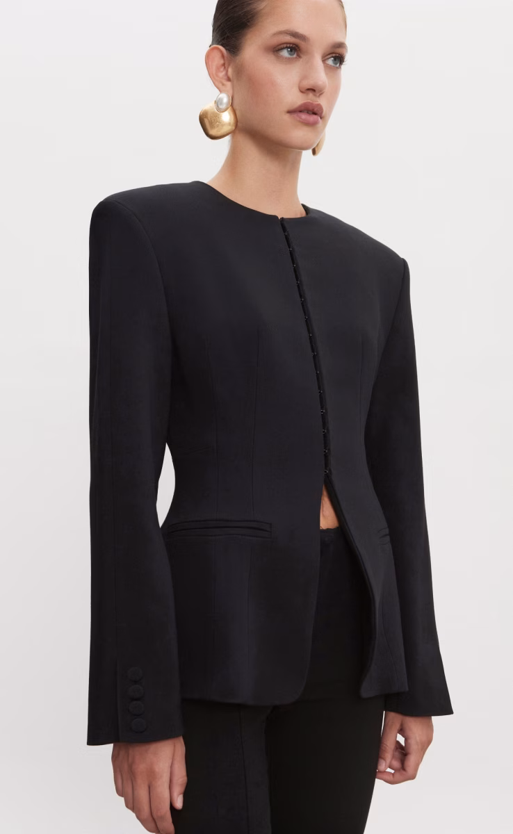 HOURGLASS BLAZER BLACK