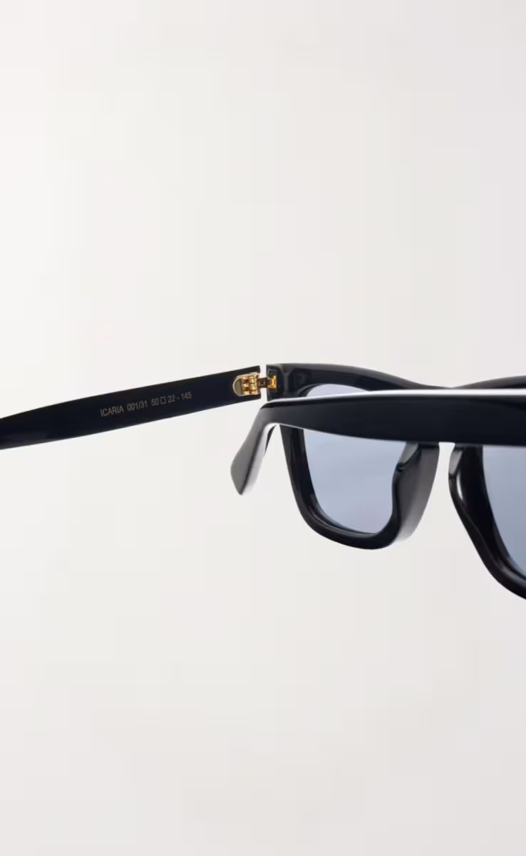 SUNGLASSES EREVOS BLACK ICARIA WITH SHADE GREY LENSES