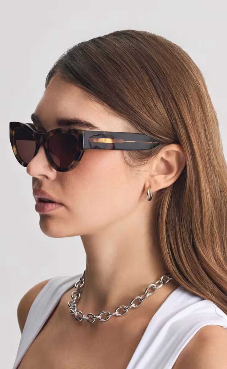 SUNGLASSES ASTYPALEA IN MARBLE BEIGE WITH STONE BROWN LENSES