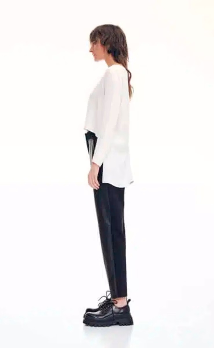 WHITE LONG-SLEEVE ASYMMETRICAL TOP WITH 