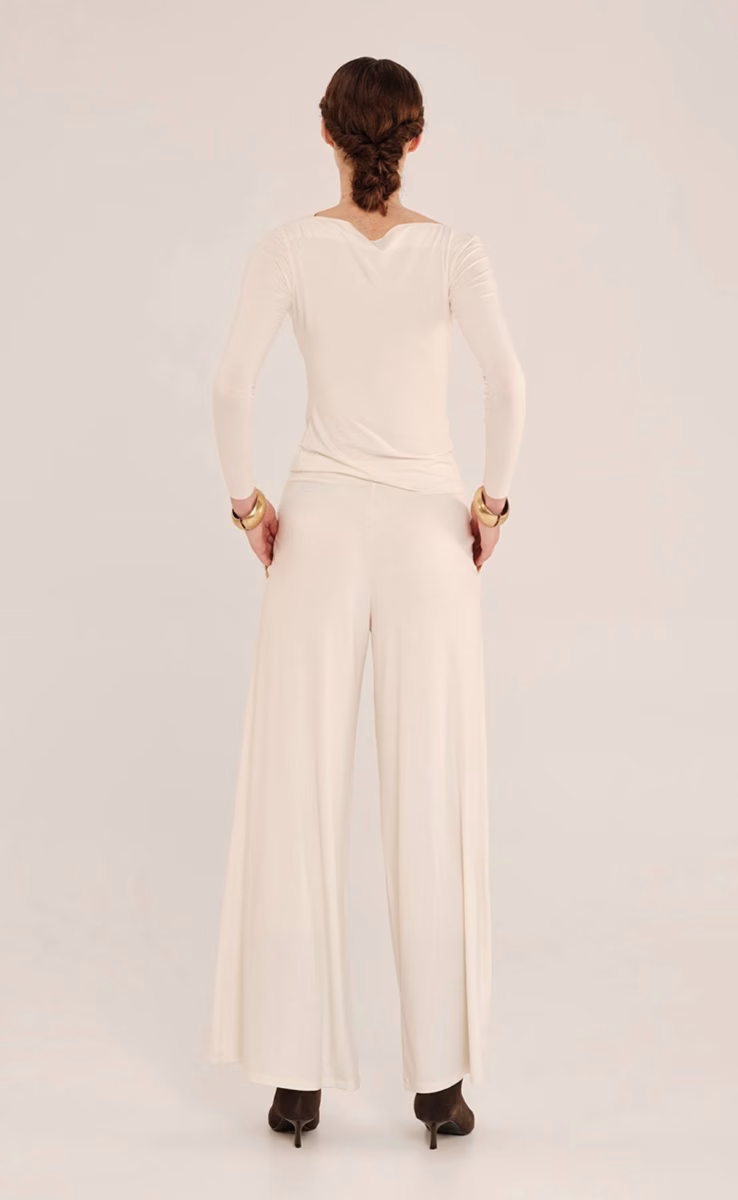 LONGSLEEVED TOP WITH DRAPED SHOULDER ECRU