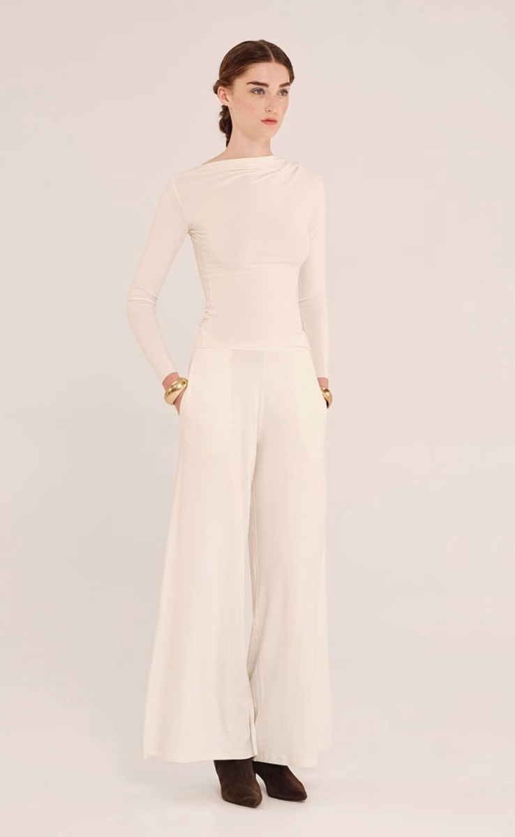 LONGSLEEVED TOP WITH DRAPED SHOULDER ECRU