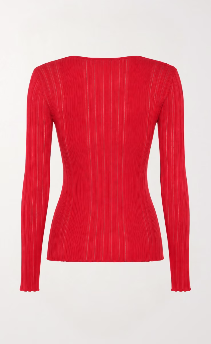 KNIT TOP WITH SCOOP NECKLINE CHARMING RED