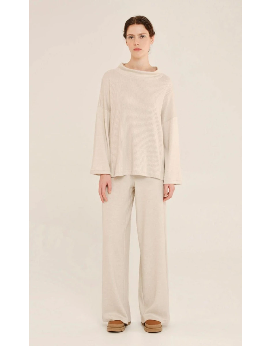 OVERSIZED ΜΠΛΟΥΖΑ ΜΕ ΨΗΛΟ ΛΑΙΜΟ ΛΕΥΚΗ